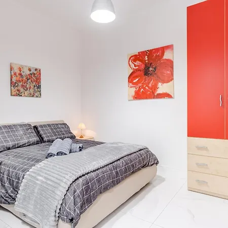 Spacious Mellieha 3Br Apartment With Big Balcony And Prime Location Exterior photo