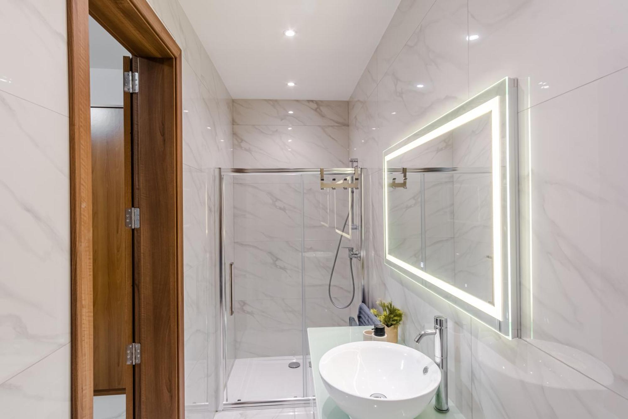 بيت للعطل Spacious 3br With Big Balcony And Prime Location المليحة
