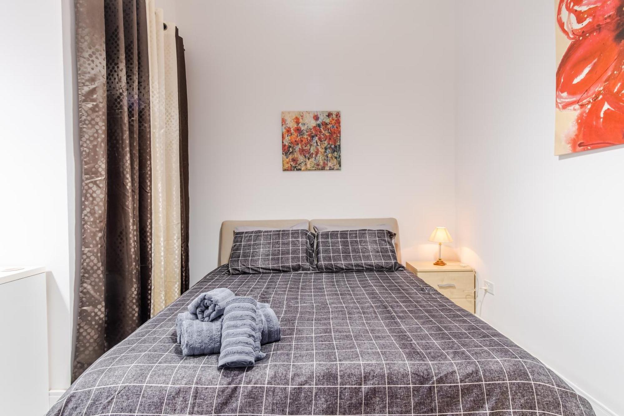 Spacious 3br With Big Balcony And Prime Location بيت للعطل
